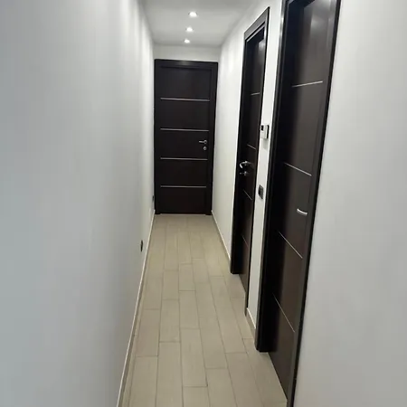 Peter House Apartment *